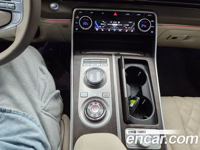 Genesis GV80 — Фото автомобиля 13