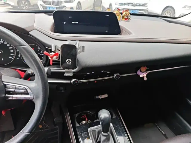 Mazda CX-30 — Фото автомобиля 5