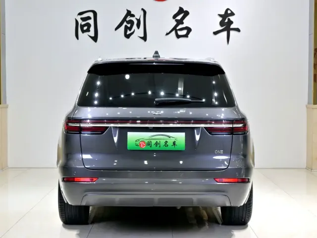 Li Auto Li ONE 2021 Extended Range 6-Seater — Фото автомобиля 5