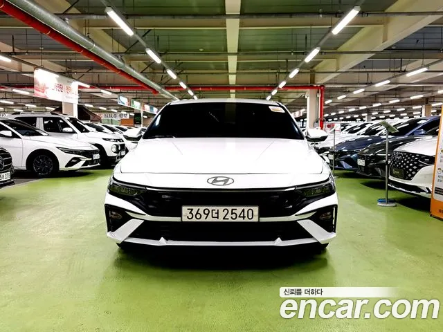 Hyundai Avante — Фото автомобиля 3