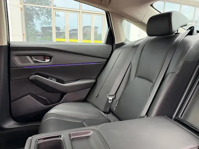 Honda Accord — Фото автомобиля 23
