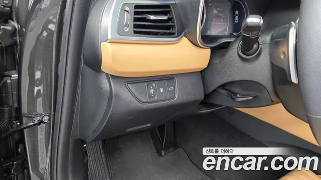 Genesis G70 — Фото автомобиля 15