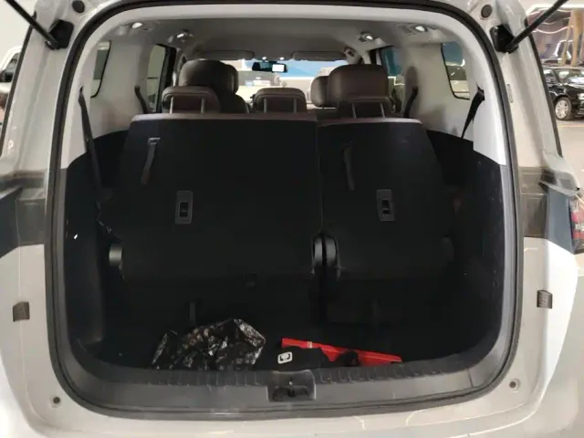 Wuling Starlight 730 — Фото автомобиля 4