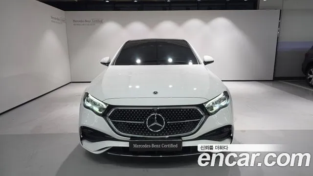 Mercedes-Benz E-Class — Фото автомобиля 6