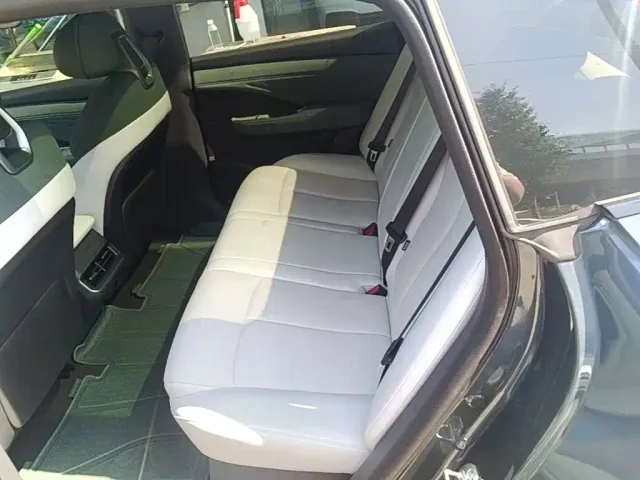 Nissan N7 — Фото автомобиля 16