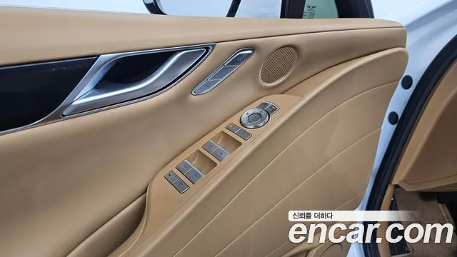 Genesis G80 Бензин 2.5 турбо 2WD — Фото автомобиля 23
