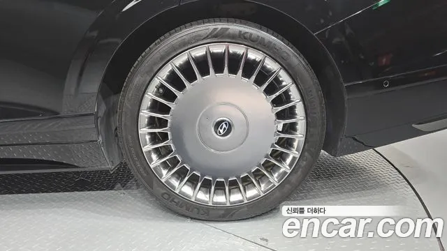 Hyundai Grandeur GN7 — Фото автомобиля 6
