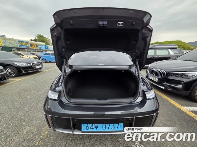 Hyundai Ioniq 6 — Фото автомобиля 13
