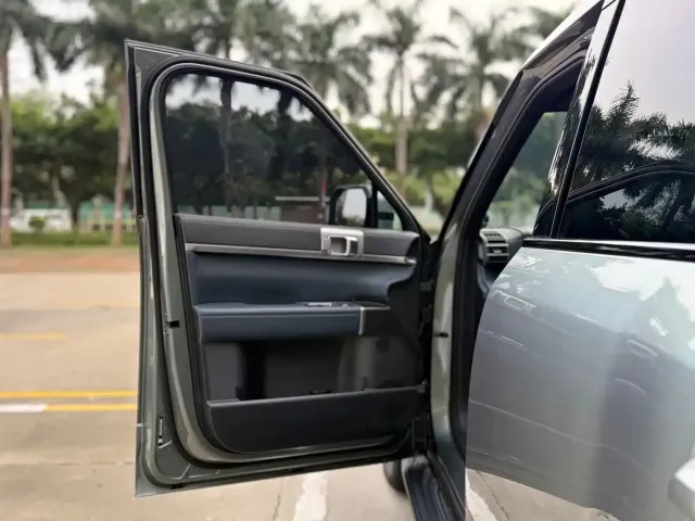 BYD FangChengBao Titanium 7 — Фото автомобиля 6