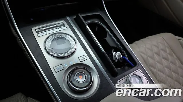 Genesis GV80 — Фото автомобиля 9