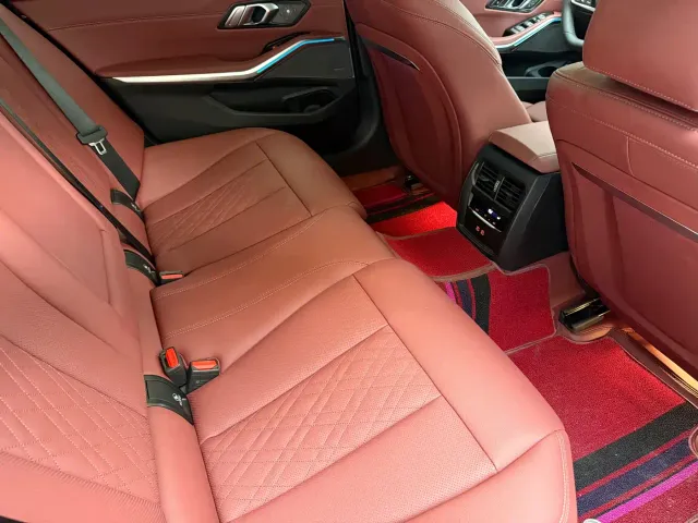 BMW 3 Series — Фото автомобиля 5