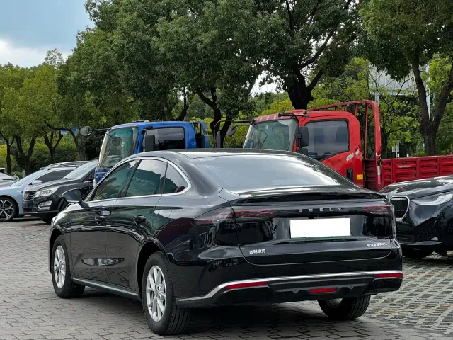 Geely Galaxy Stellar 6 — Фото автомобиля 4
