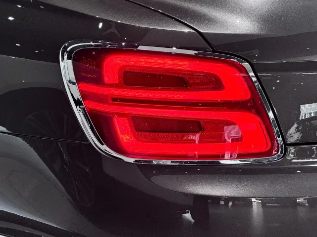 Bentley Flying Spur — Фото автомобиля 13