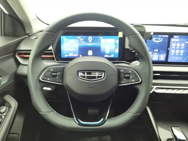 Geely Binrui — Фото автомобиля 11