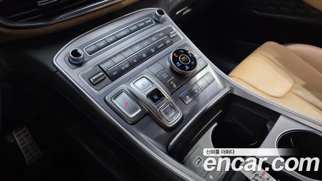 Hyundai Santafe — Фото автомобиля 8