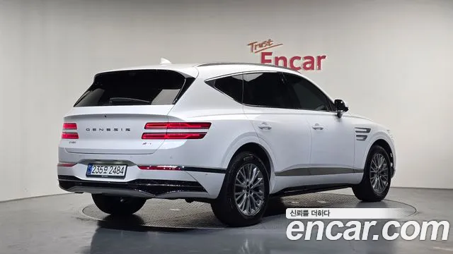 Genesis GV80 — Фото автомобиля 2