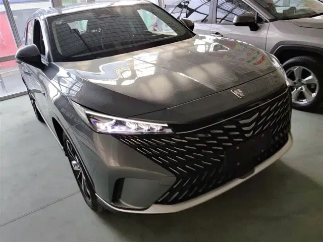 Roewe RX5 — Фото автомобиля 21