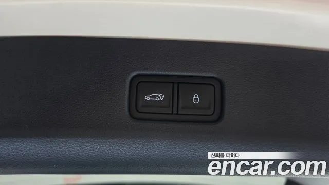 Genesis GV80 — Фото автомобиля 24