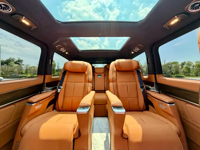 Mercedes-Benz V-Class — Фото автомобиля 9