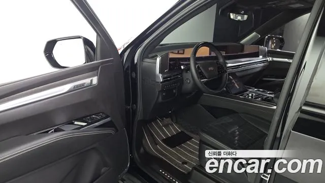 Cadillac Escalade — Фото автомобиля 15