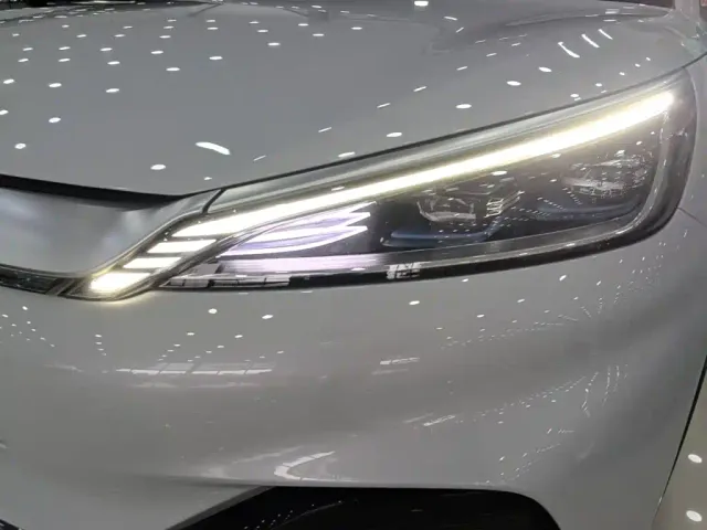BYD Yuan PLUS — Фото автомобиля 23