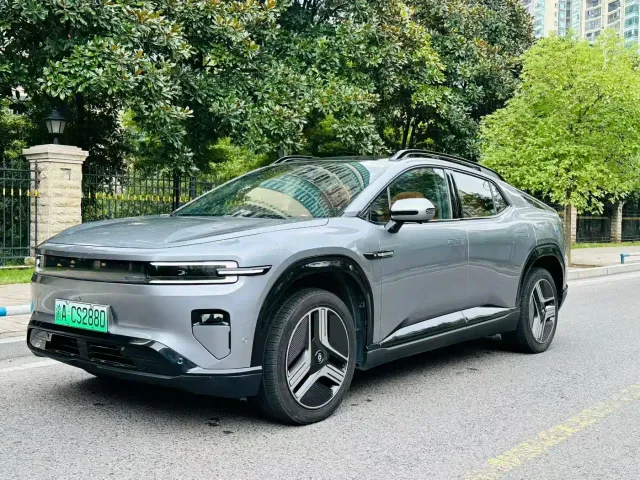 Фотография автомобиля — Changan Qiyuan E07