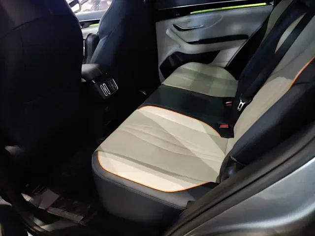 BYD Song PLUS — Фото автомобиля 16