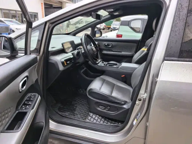 GAC Aion Y — Фото автомобиля 15