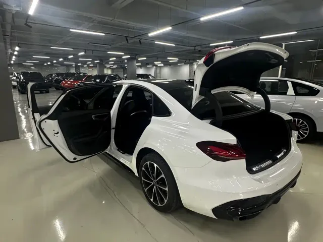 Audi A5L — Фото автомобиля 9