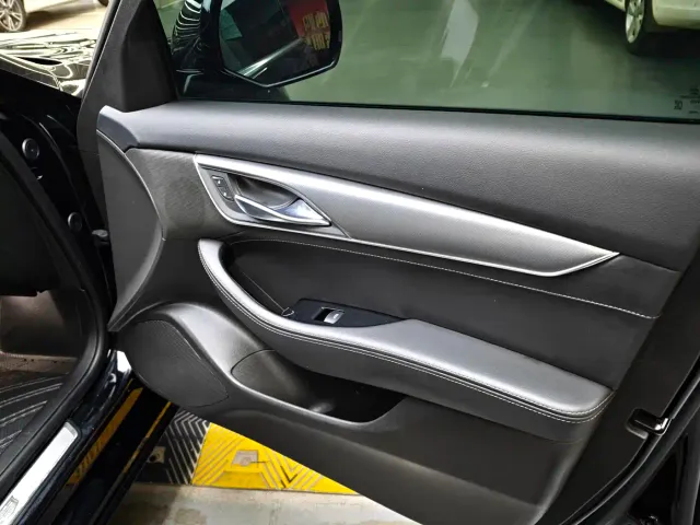 Cadillac CT5 — Фото автомобиля 5