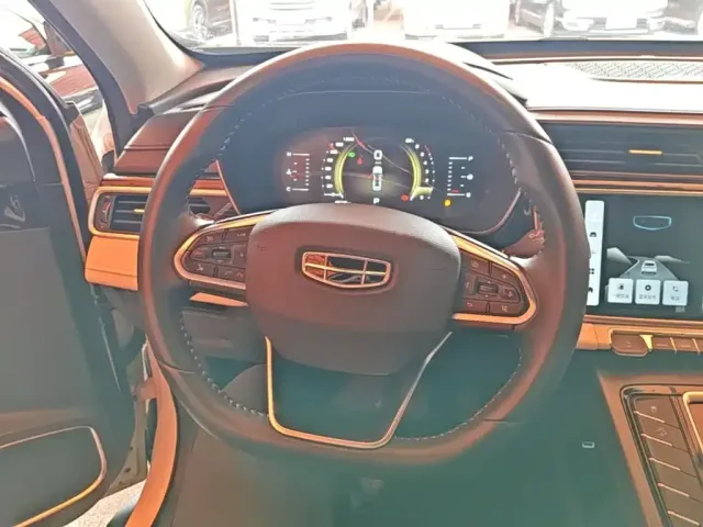 Geely Boyue — Фото автомобиля 2