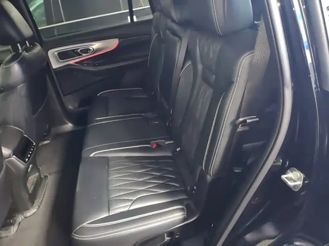 GAC Trumpchi GS8 — Фото автомобиля 16
