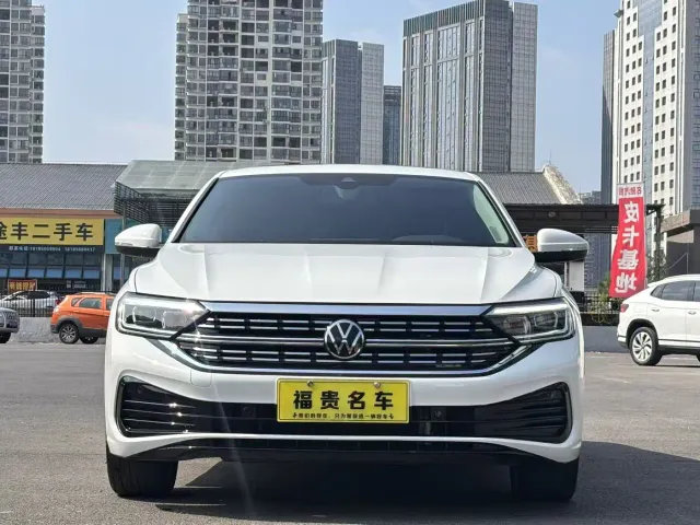 Volkswagen Sagitar 2024 300TSI DSG Surpass Edition — Фото автомобиля 2
