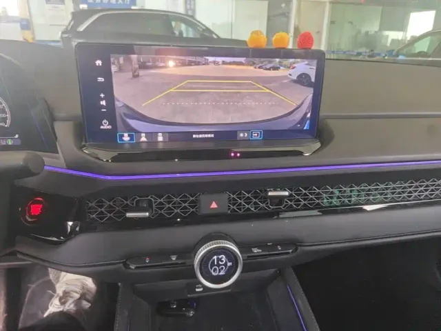 Honda Accord — Фото автомобиля 12
