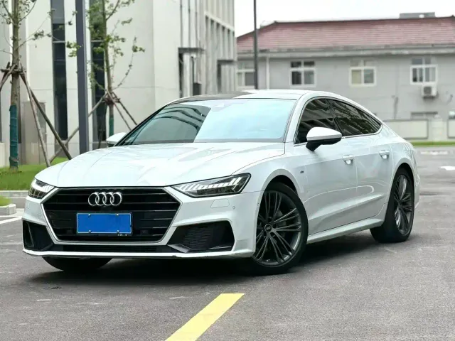Фотография автомобиля — Audi A7