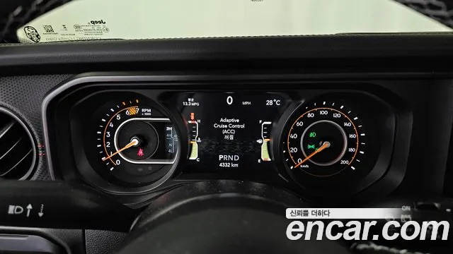 Jeep Wrangler JL — Фото автомобиля 8