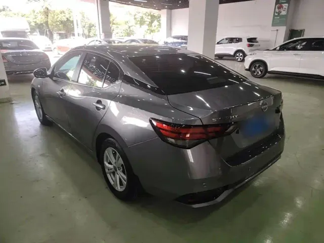 Nissan Sylphy — Фото автомобиля 4