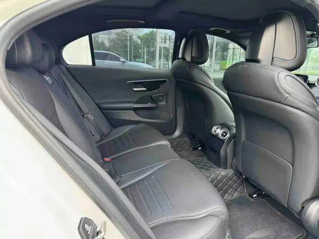 Mercedes-Benz C-Class — Фото автомобиля 11