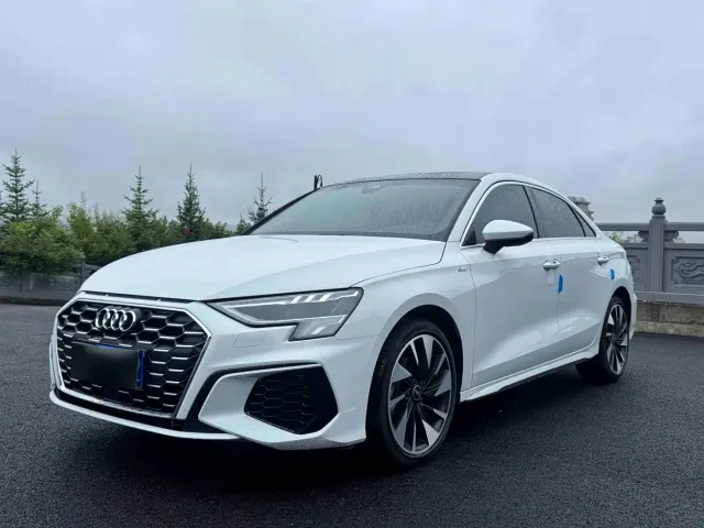 Фотография автомобиля — Audi A3