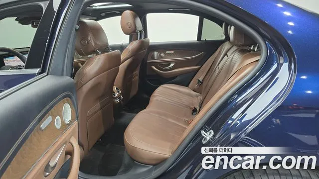 Mercedes-Benz E-Class W213 — Фото автомобиля 17