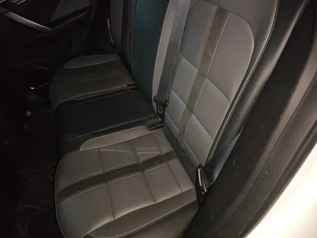 Geely Binyue — Фото автомобиля 13