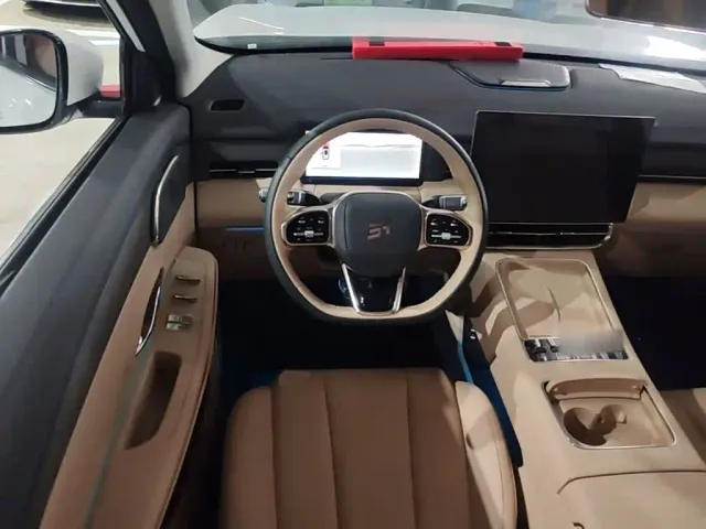 Jetour Shanhai L9 — Фото автомобиля 16