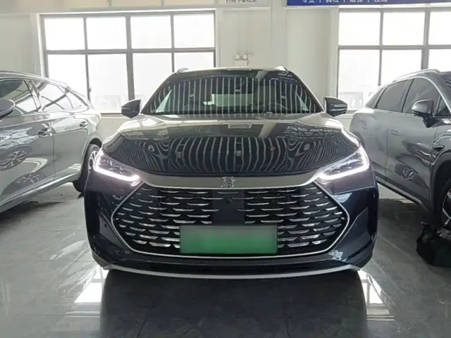 BYD Tang — Фото автомобиля 2