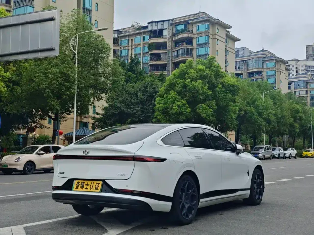 Changan Qiyuan A07 — Фото автомобиля 7