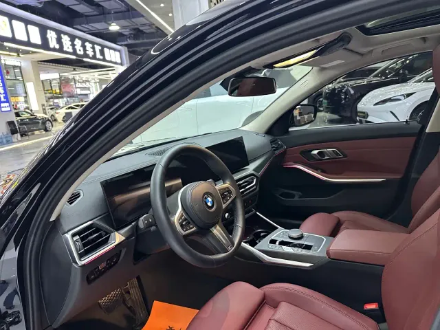 BMW 3 Series — Фото автомобиля 4
