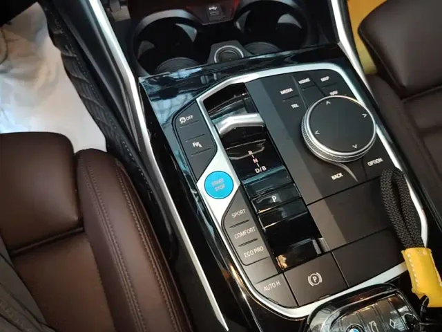 BMW i3 — Фото автомобиля 13