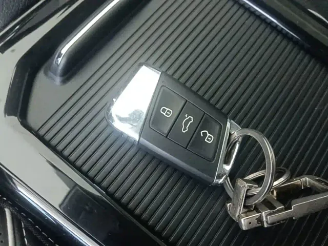 Volkswagen Passat — Фото автомобиля 8