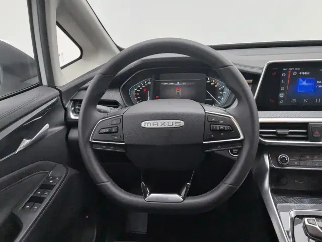 Maxus Dajia 5 — Фото автомобиля 11