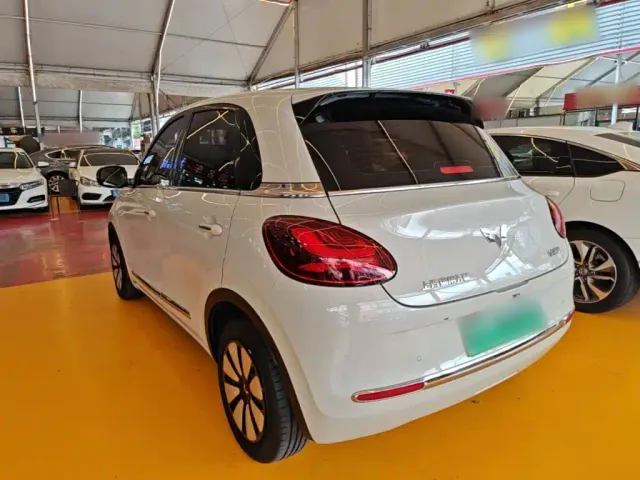 Wuling Bingo — Фото автомобиля 4