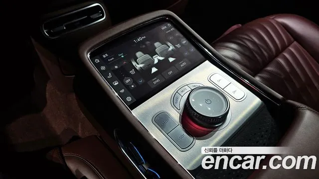 Genesis G90 Бензин 3.5 турбо AWD — Фото автомобиля 9